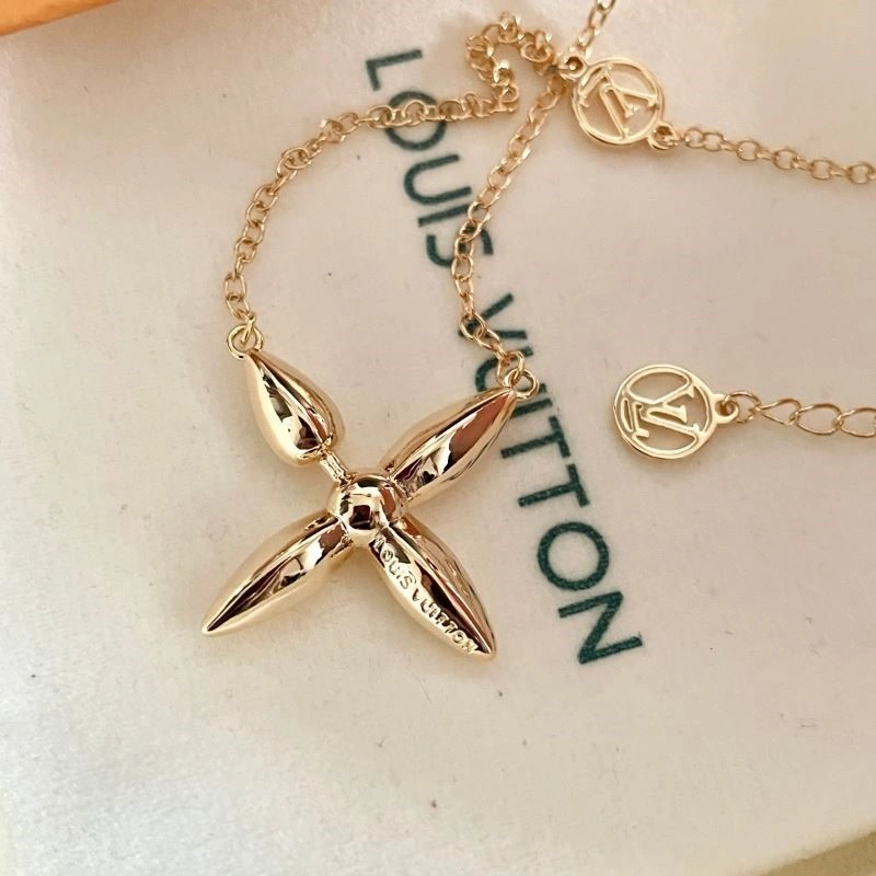 Louis Vuitton Necklaces AllSeason 248958
