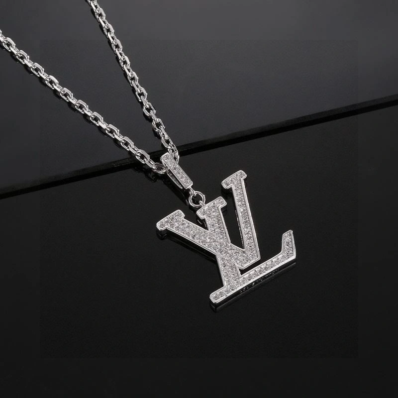 Sophisticated Louis Vuitton Necklaces 248949