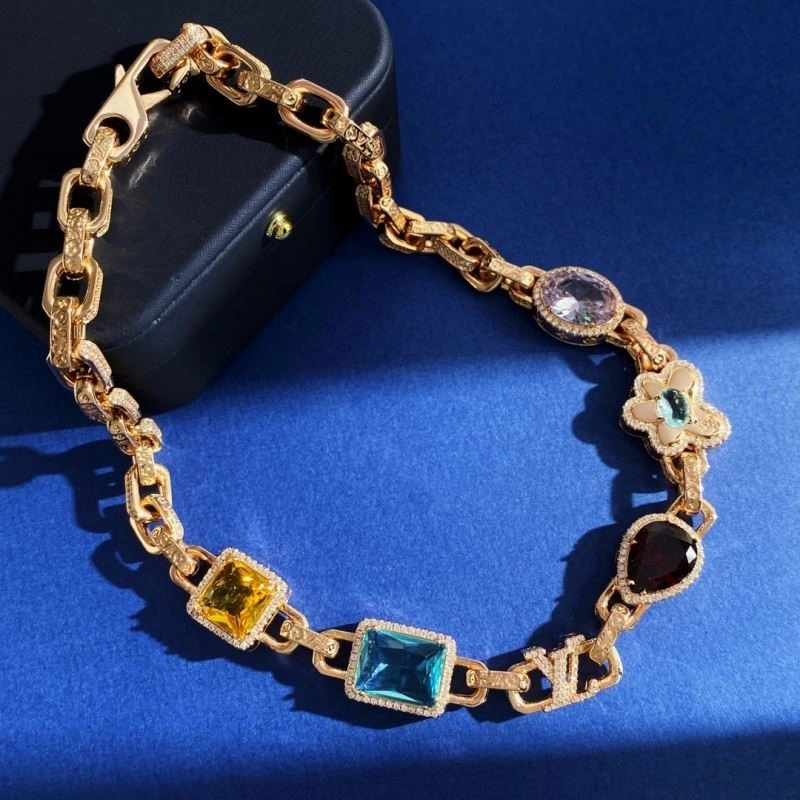 Louis Vuitton Necklaces Upgraded 248964