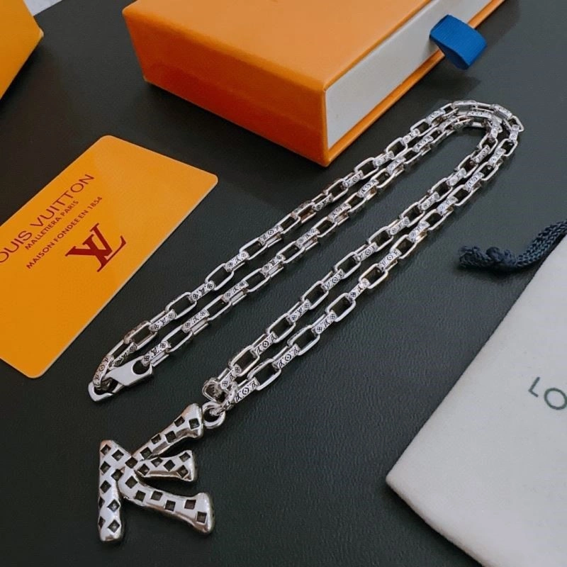 MultiPurpose Louis Vuitton Necklaces 248934