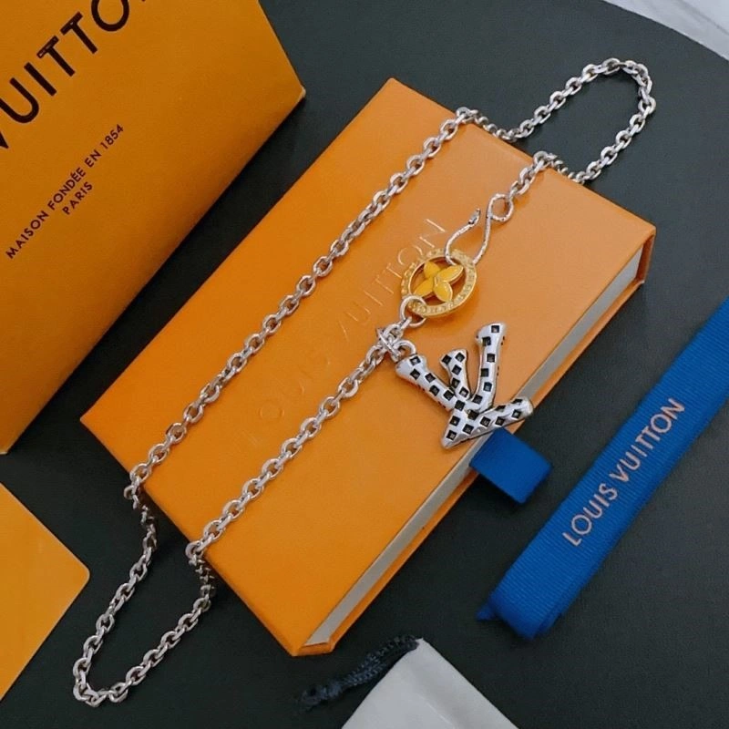 Louis Vuitton Necklaces Timeless 248932