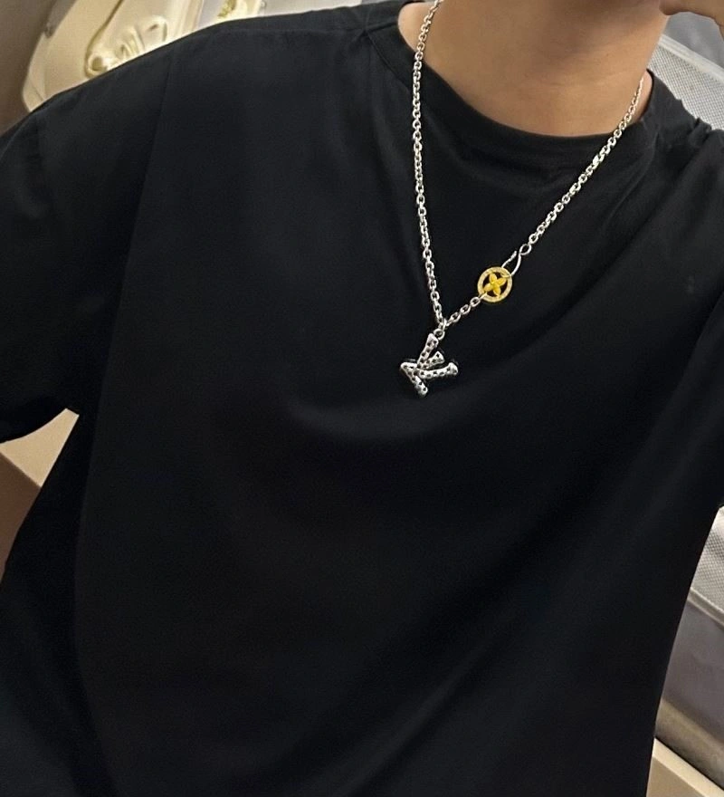 Louis Vuitton Necklaces Timeless 248932