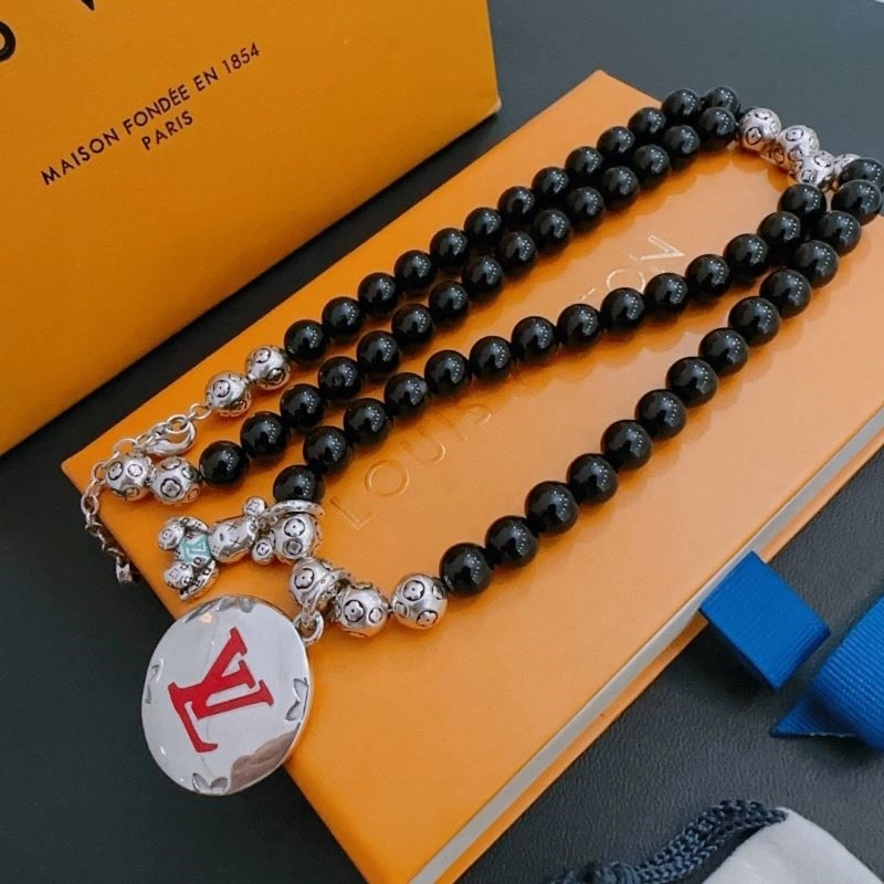 Louis Vuitton Necklaces ModernLook 248931