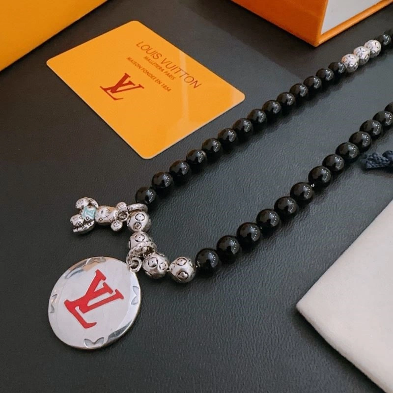 Louis Vuitton Necklaces ModernLook 248931