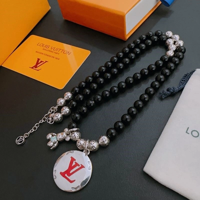 Louis Vuitton Necklaces ModernLook 248931