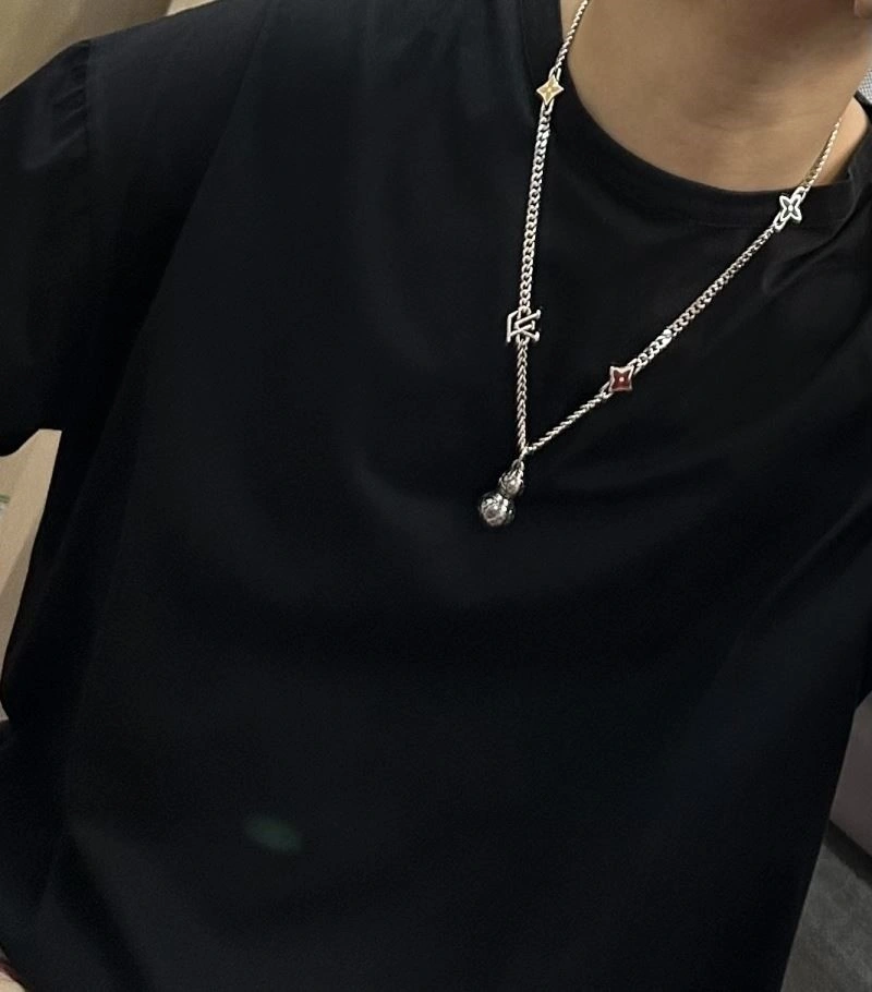 SportInspired Louis Vuitton Necklaces 248929