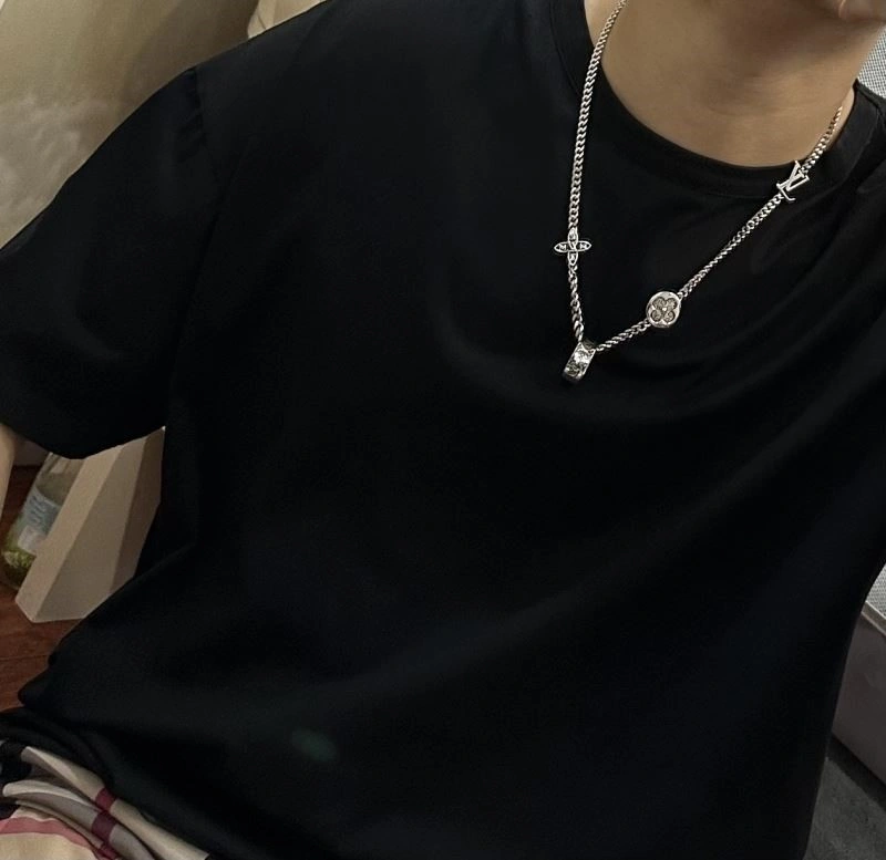 Louis Vuitton Necklaces Refined 248928
