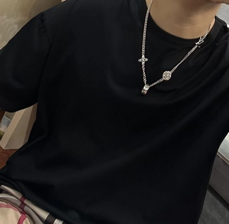 Louis Vuitton Necklaces Refined 248928