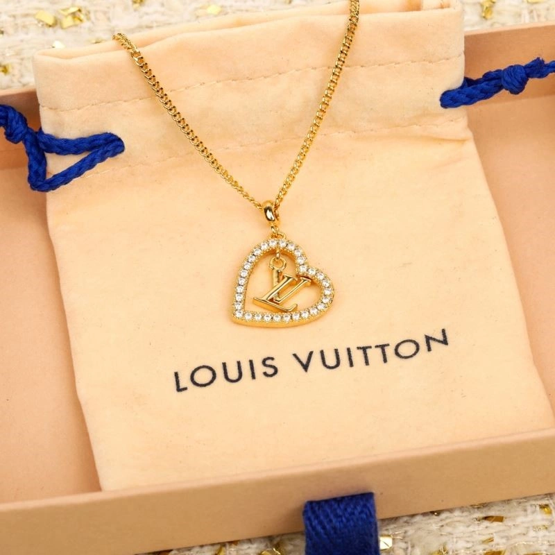 WellDesigned Louis Vuitton Necklaces 248899