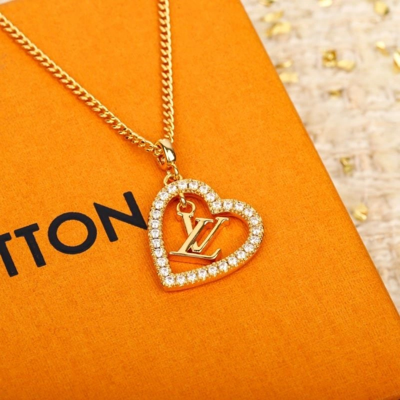 WellDesigned Louis Vuitton Necklaces 248899