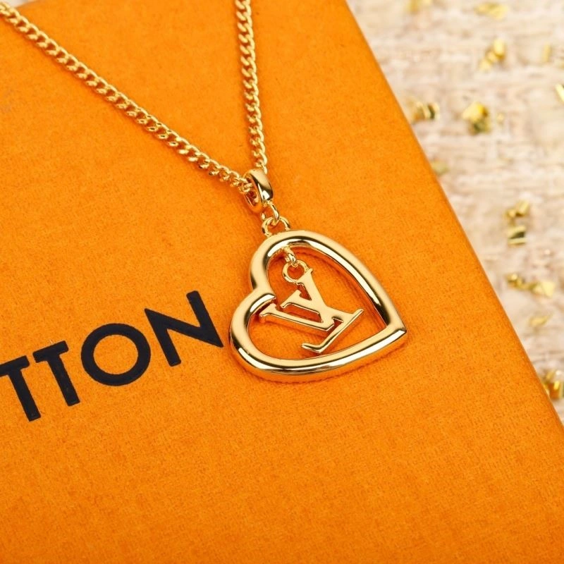 WellDesigned Louis Vuitton Necklaces 248899