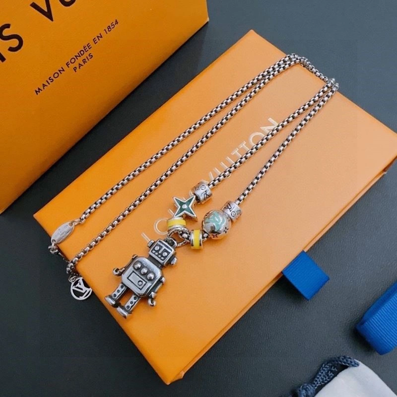 MultiPurpose Louis Vuitton Necklaces 248902