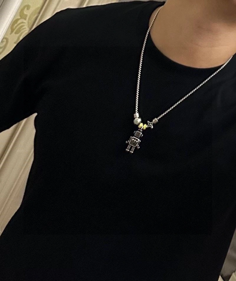 MultiPurpose Louis Vuitton Necklaces 248902