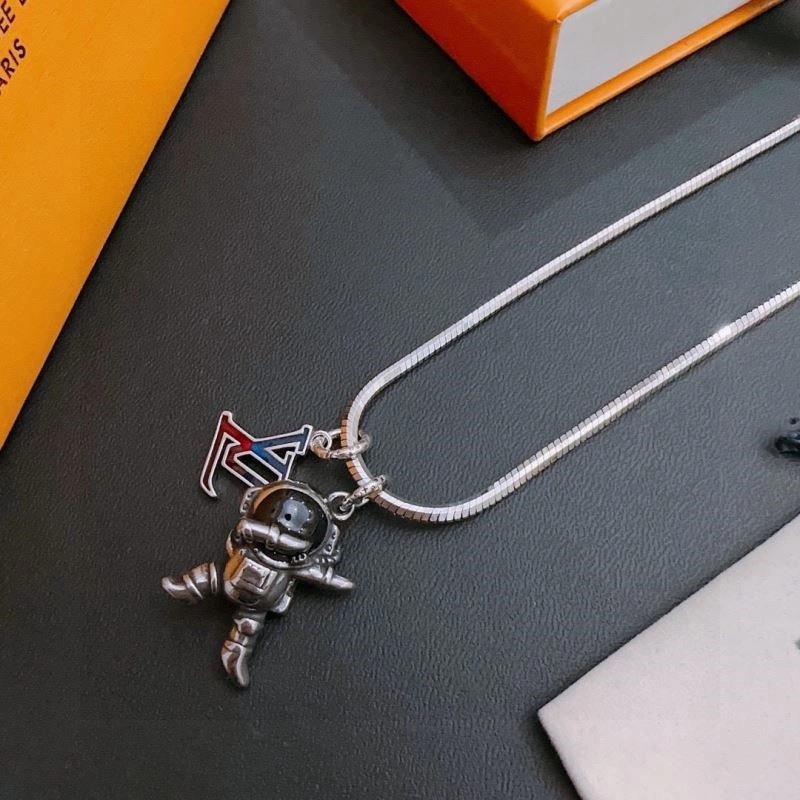 SportInspired Louis Vuitton Necklaces 248912
