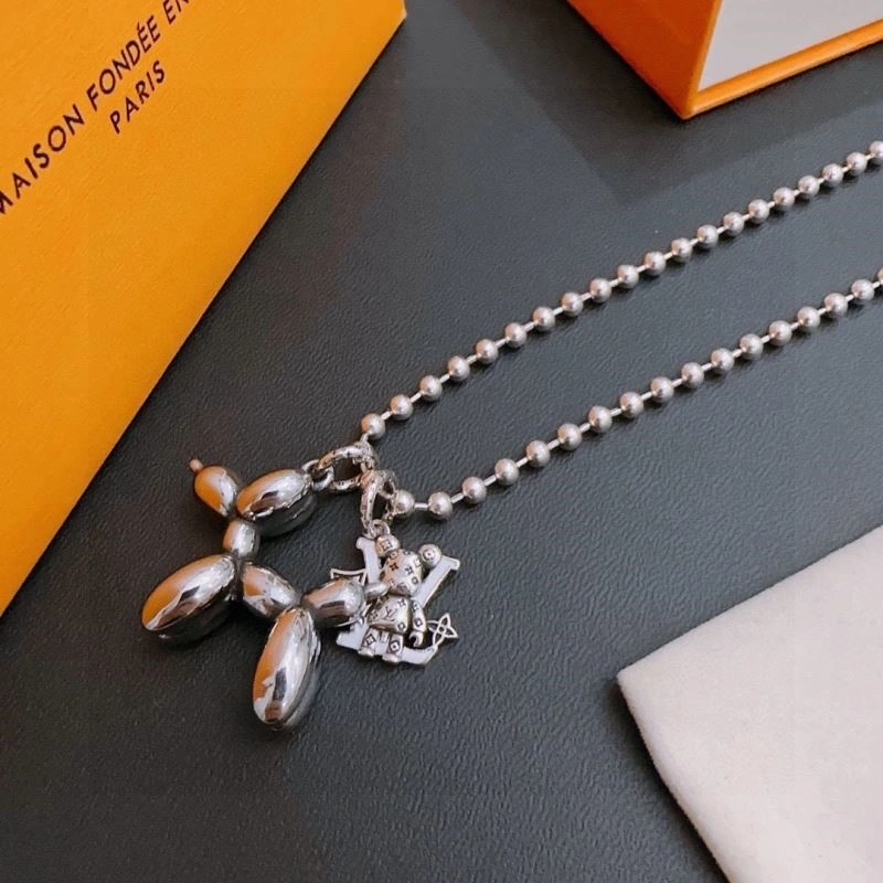 TravelReady Louis Vuitton Necklaces 248925