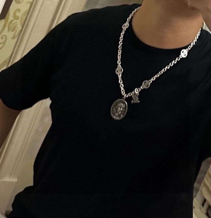 DailyWear Louis Vuitton Necklaces 248923