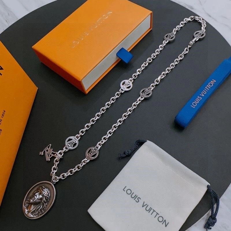 DailyWear Louis Vuitton Necklaces 248923