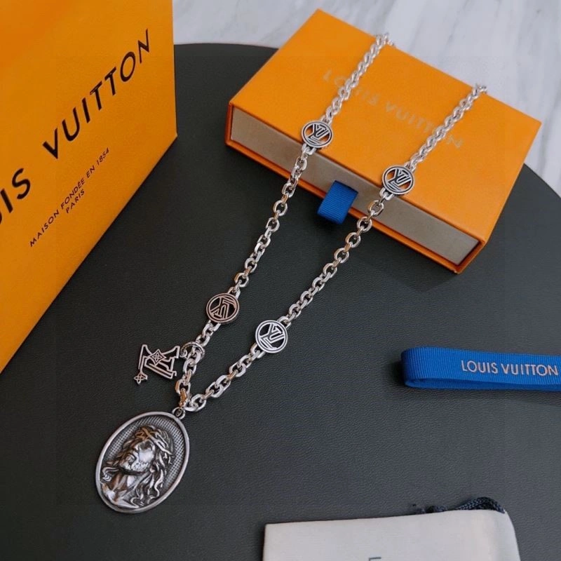 DailyWear Louis Vuitton Necklaces 248923