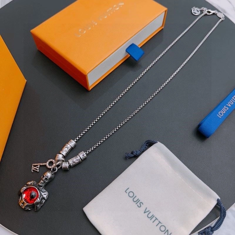 Louis Vuitton Necklaces SunProtective 248918