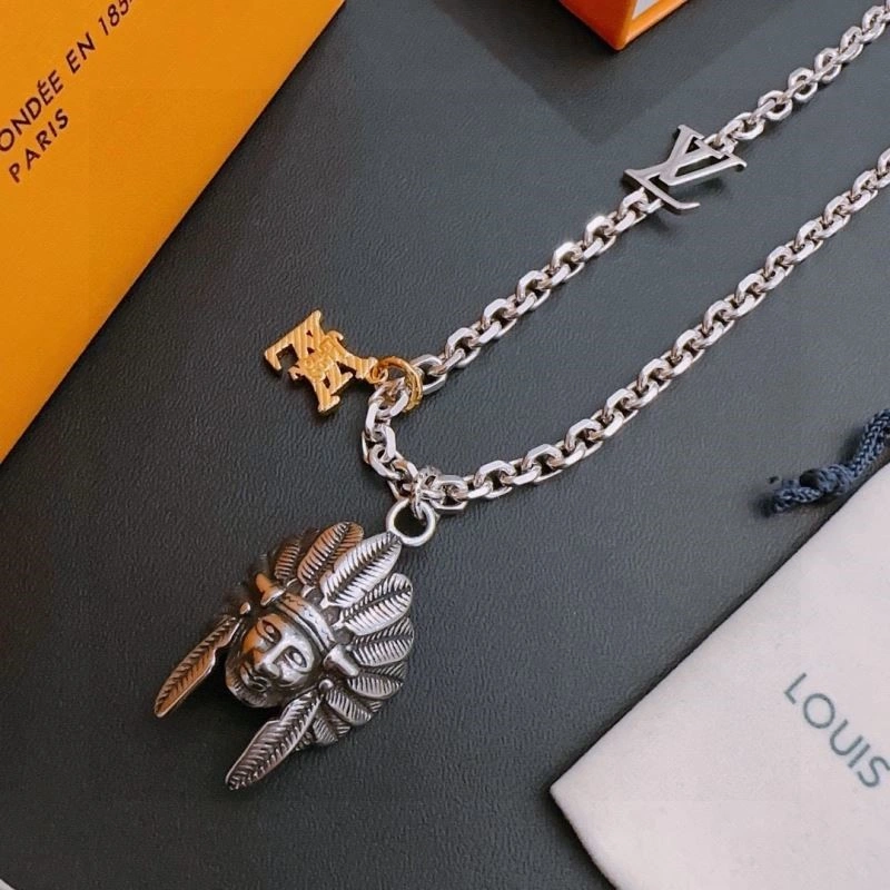 Supportive Louis Vuitton Necklaces 248919