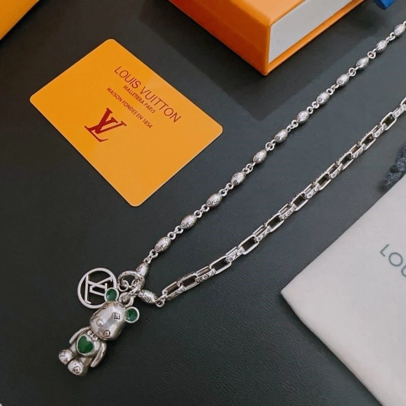 Louis Vuitton Necklaces WeatherProof 248909