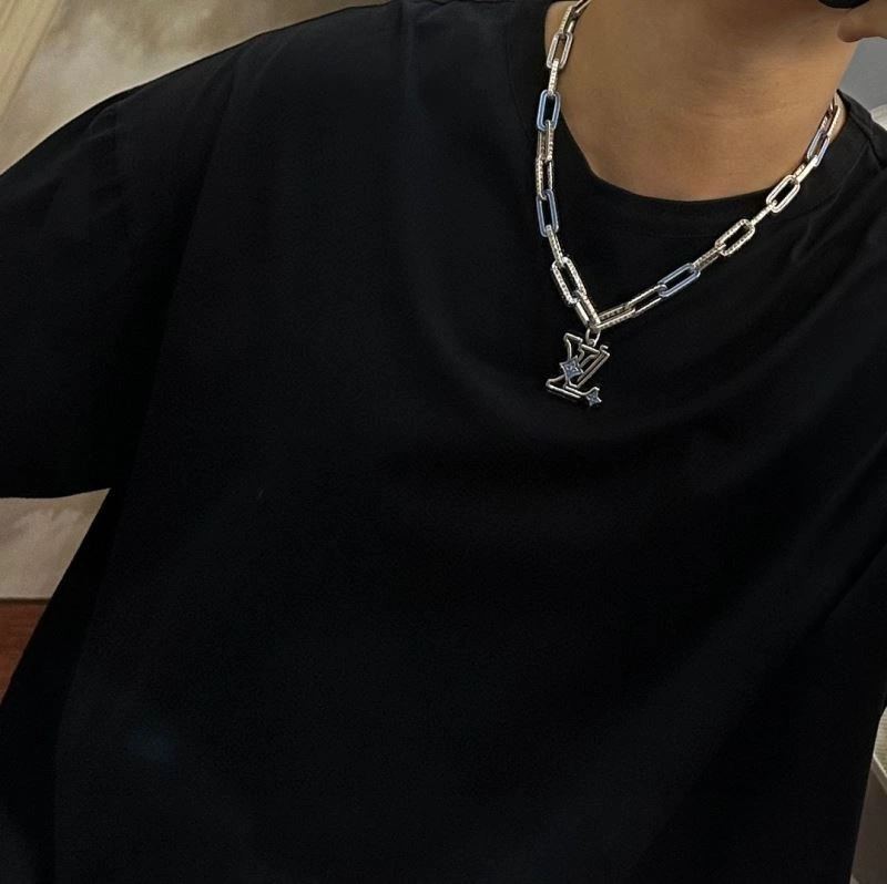 Louis Vuitton Necklaces EasyMatch 248911