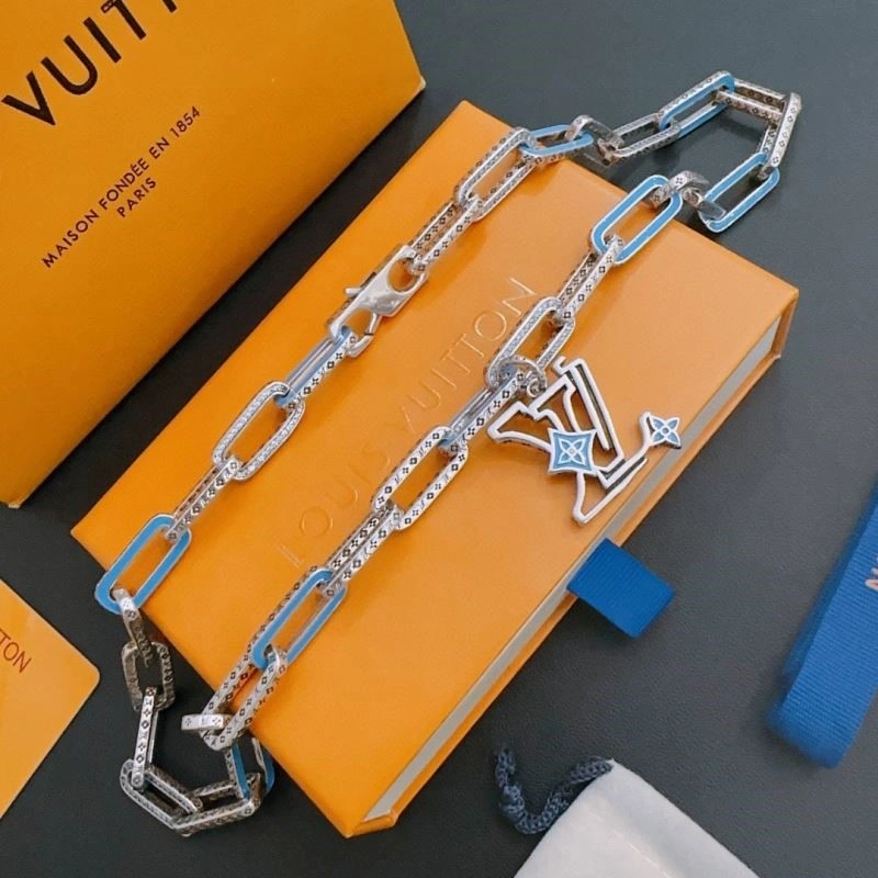 Louis Vuitton Necklaces EasyMatch 248911