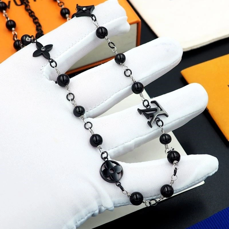 OnTrend Louis Vuitton Necklaces 248927