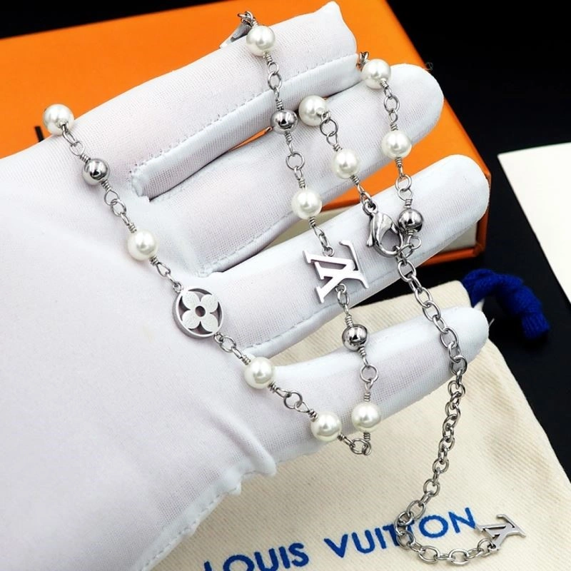 Louis Vuitton Necklaces Efficient 248926