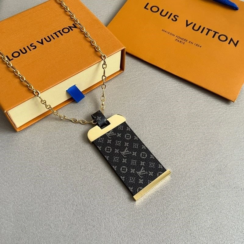 Louis Vuitton Necklaces Colorful 248900