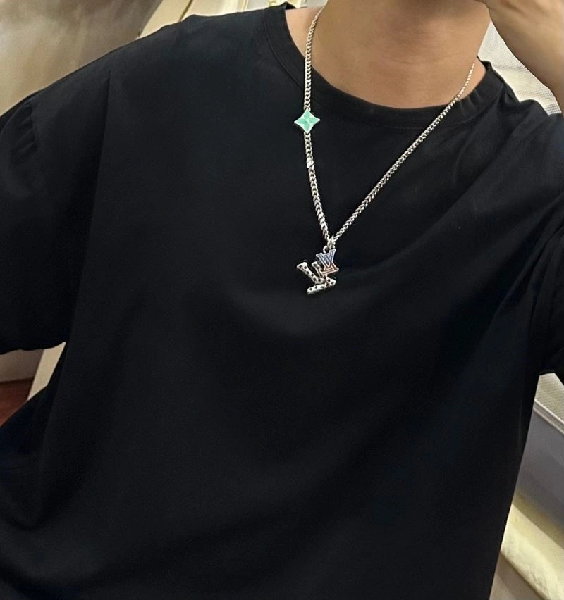 Louis Vuitton Necklaces MoistureWicking 248920