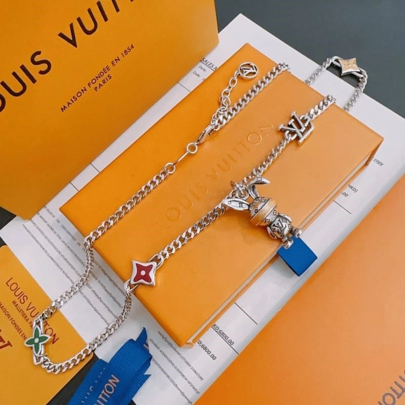 Louis Vuitton Necklaces Tailored 248910