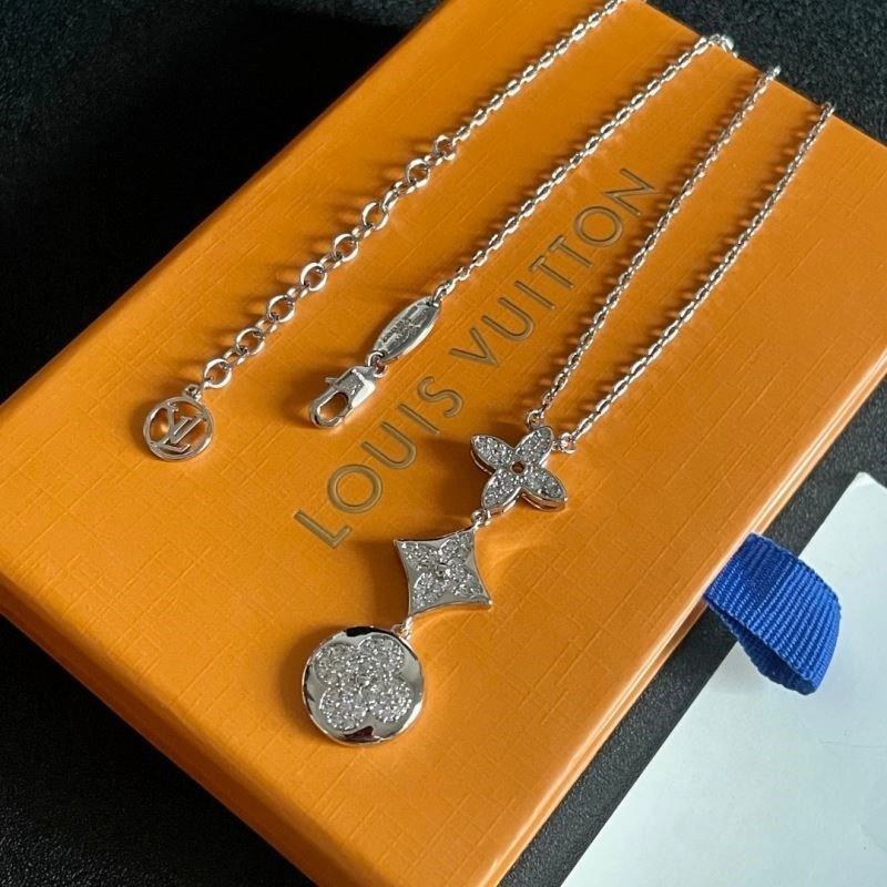 Louis Vuitton Necklaces Efficient 248897