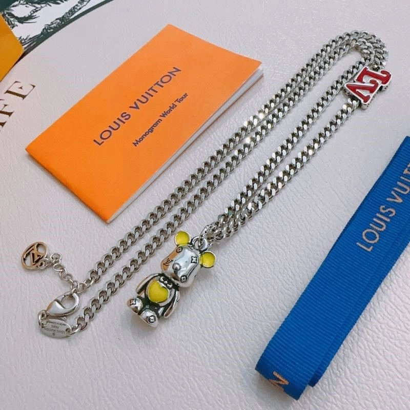 Lightweight Louis Vuitton Necklaces 248891