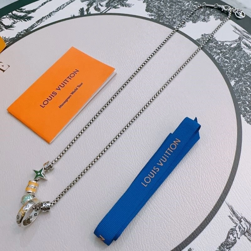 Louis Vuitton Necklaces ModernLook 248890