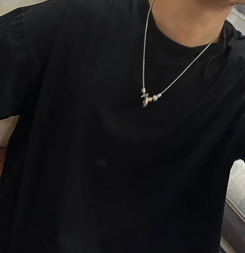 Louis Vuitton Necklaces ModernLook 248890