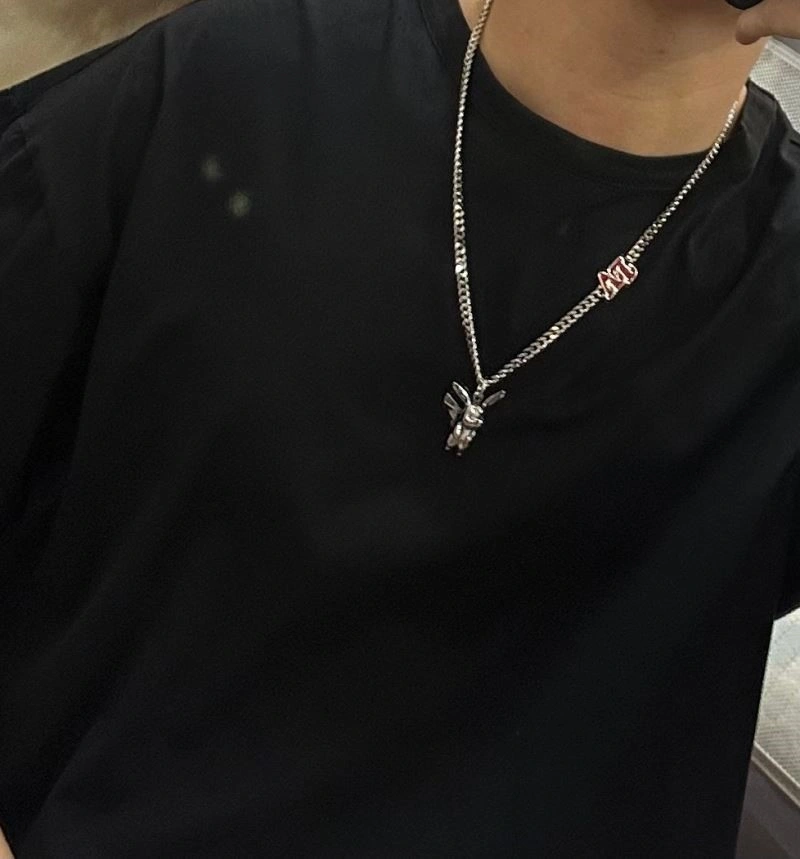 SmoothTexture Louis Vuitton Necklaces 248888