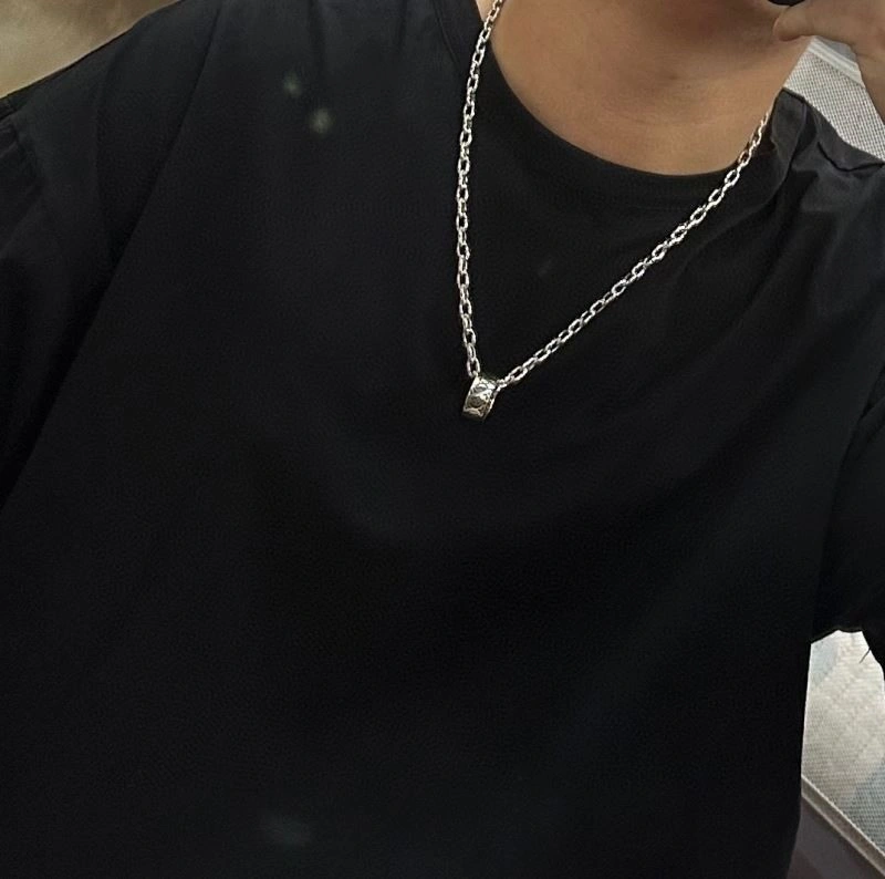 Louis Vuitton Necklaces SportInspired 248886