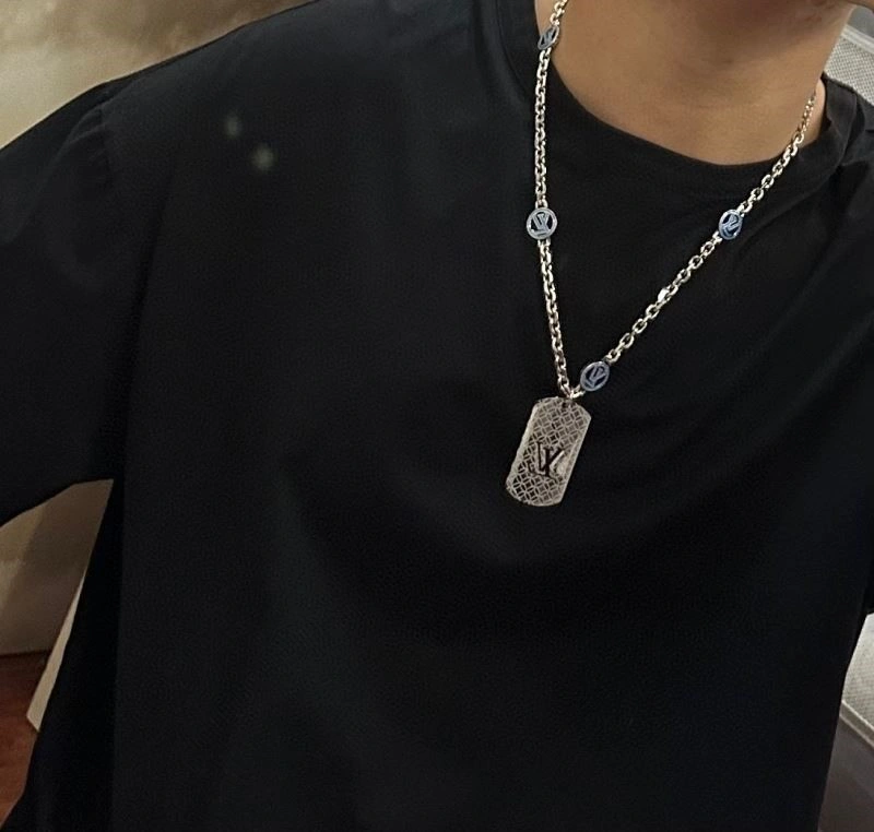 Louis Vuitton Necklaces Thermal 248865