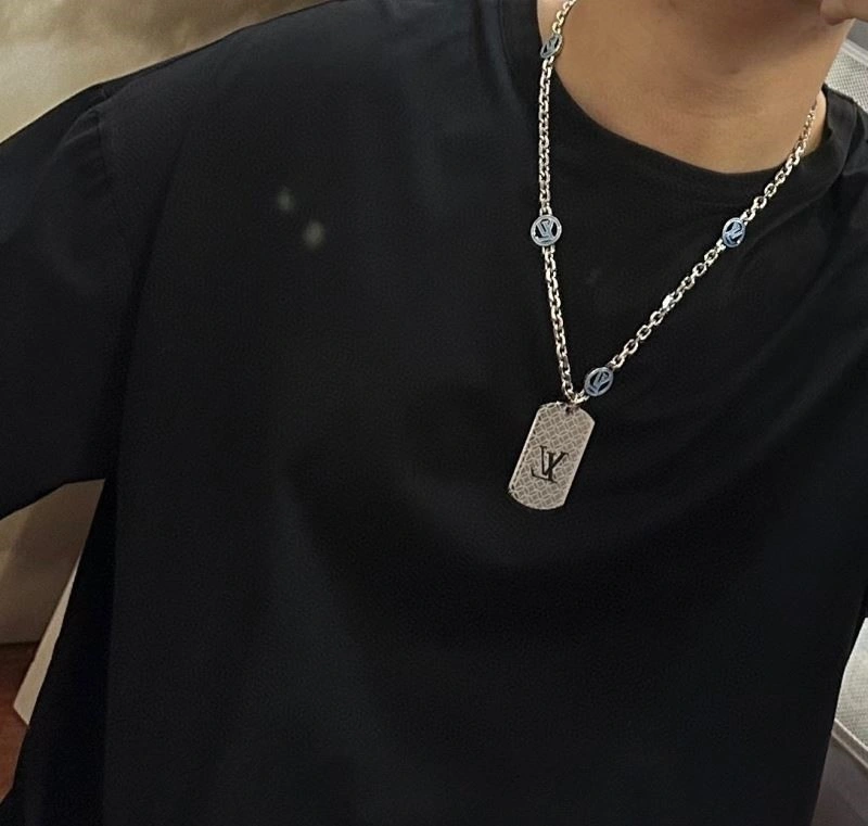 Louis Vuitton Necklaces Thermal 248865