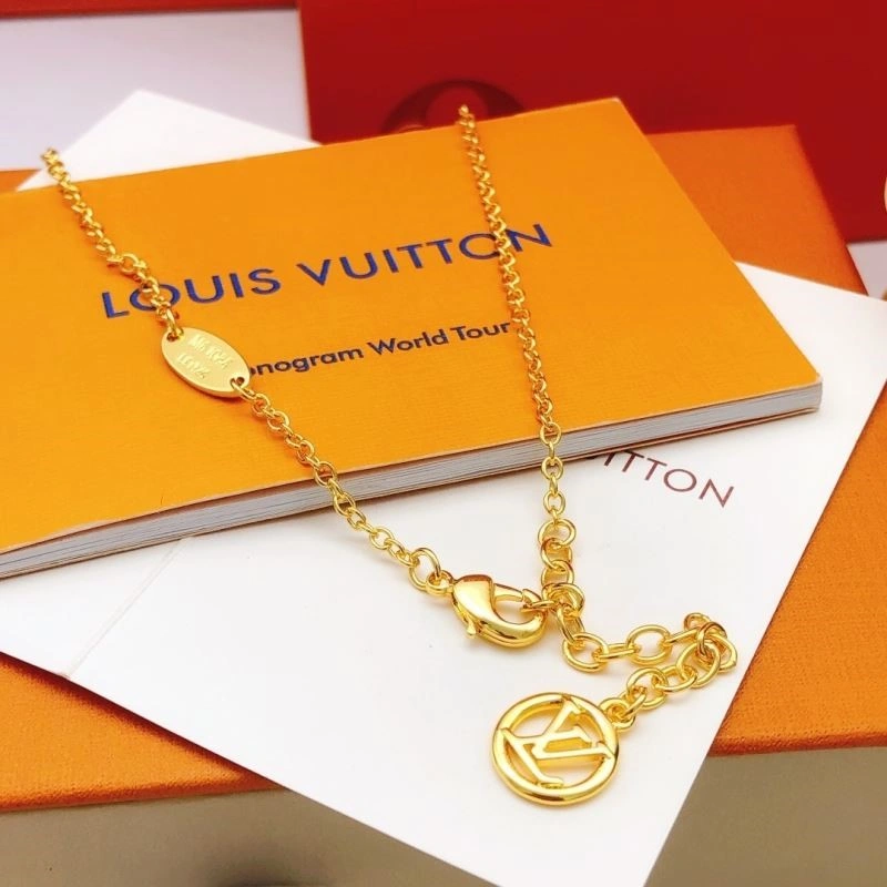 Tailored Louis Vuitton Necklaces 248856