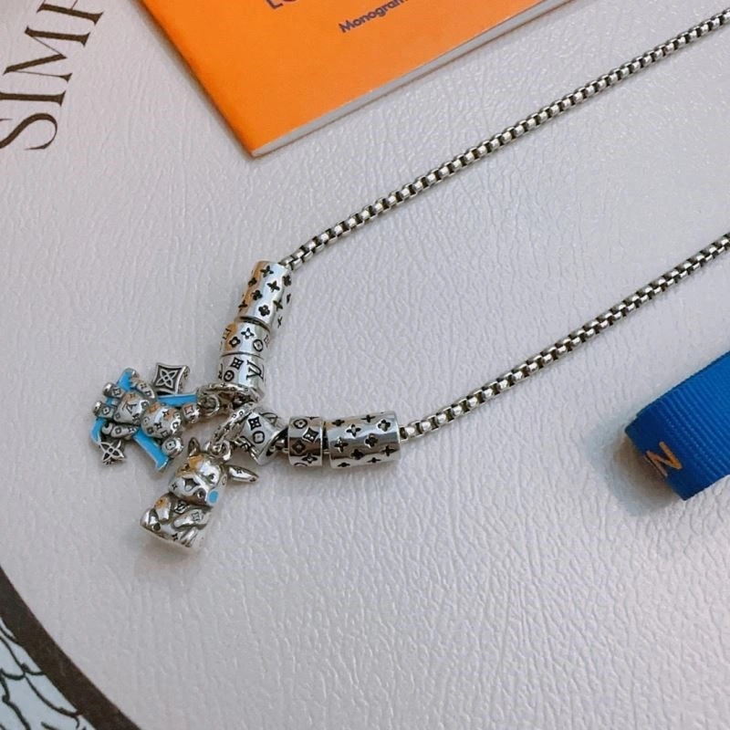 HighPerformance Louis Vuitton Necklaces 248860