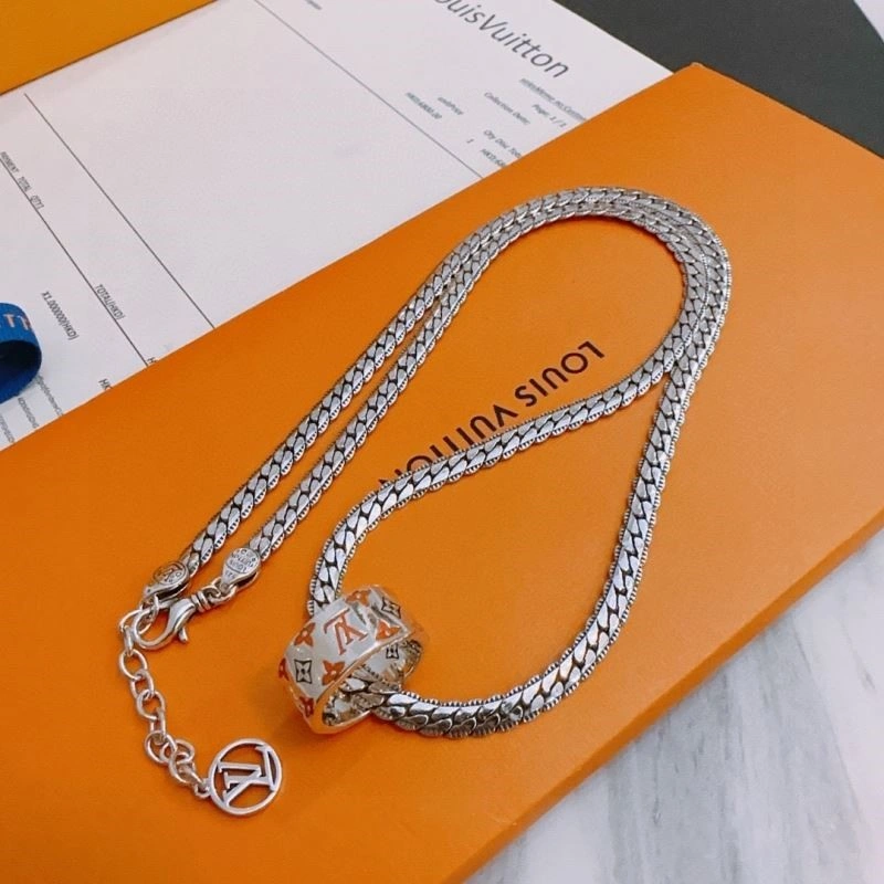 Louis Vuitton Necklaces Snug 248884