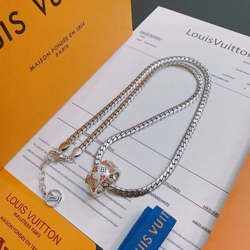 Louis Vuitton Necklaces Snug 248884