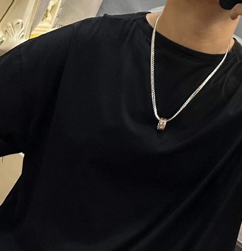Louis Vuitton Necklaces Snug 248884