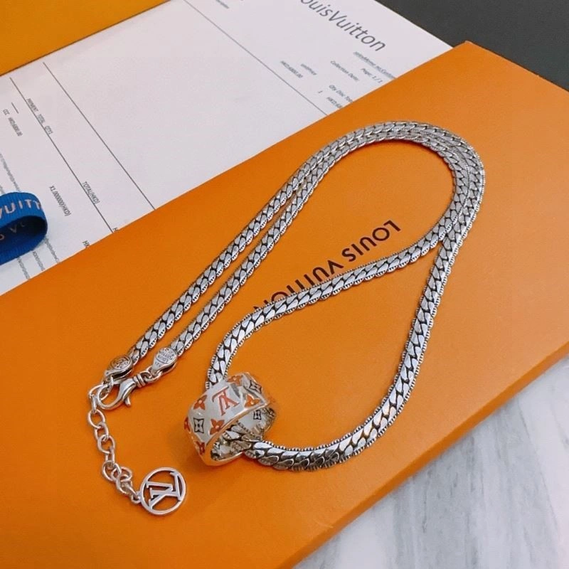 Louis Vuitton Necklaces Snug 248884