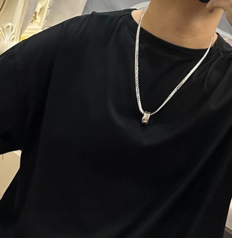 Louis Vuitton Necklaces Snug 248884
