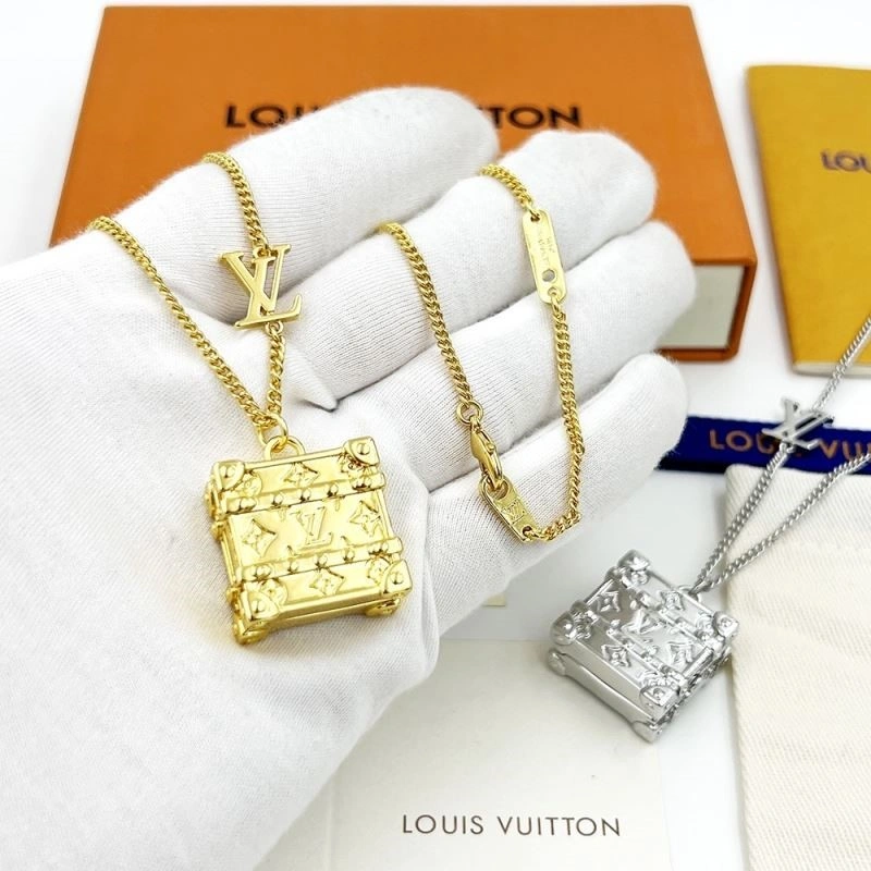 Louis Vuitton Necklaces Unisex 248877