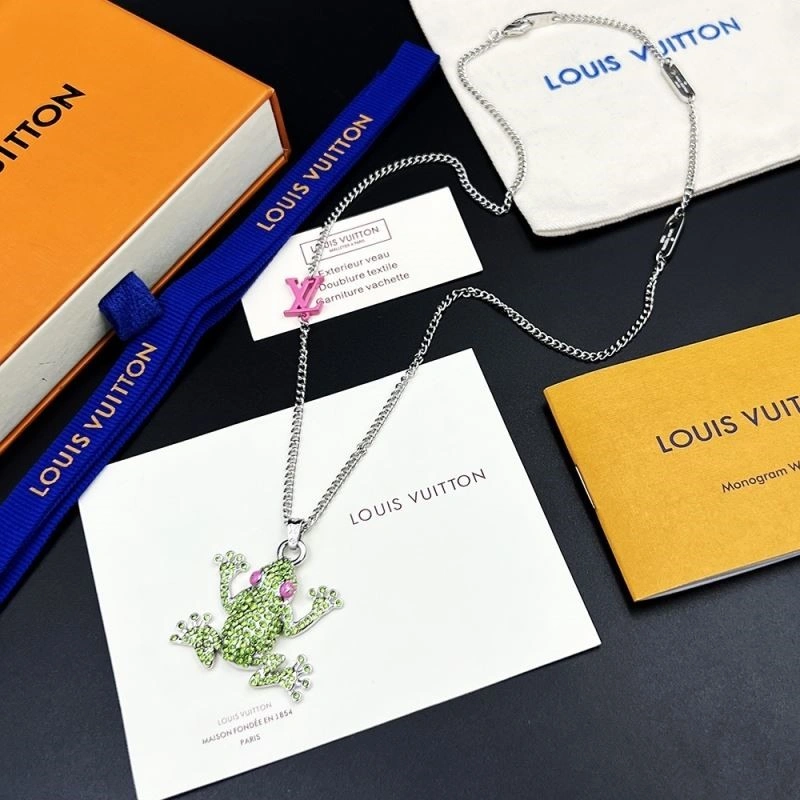 Louis Vuitton Necklaces OnTrend 248880