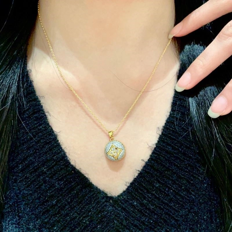 Louis Vuitton Necklaces Flexible 248878